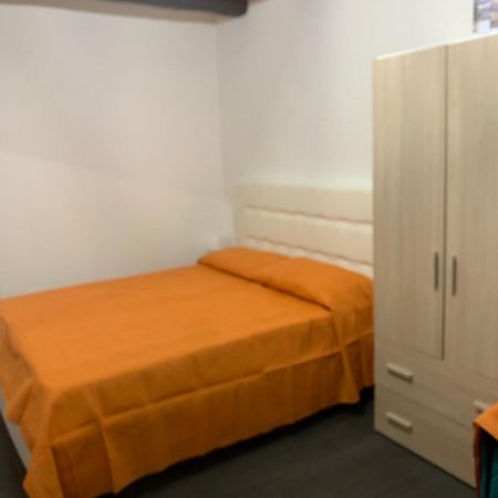 Viky House Chiaia Apartment Наполи Екстериор снимка